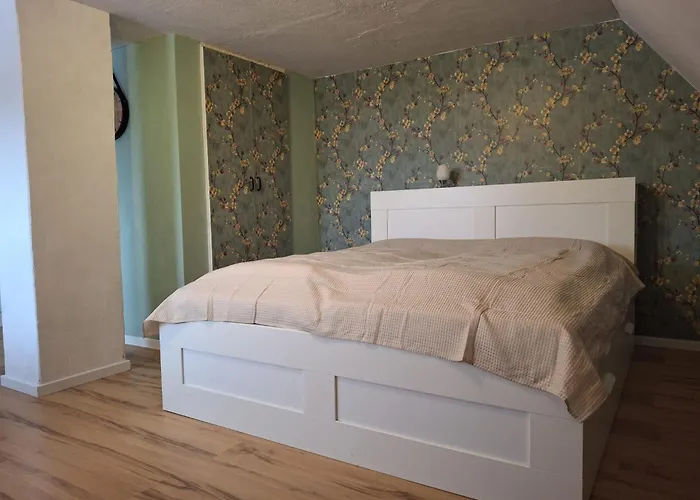 Große Strandkrabbe - Ferienwohnung im Reetdachhaus