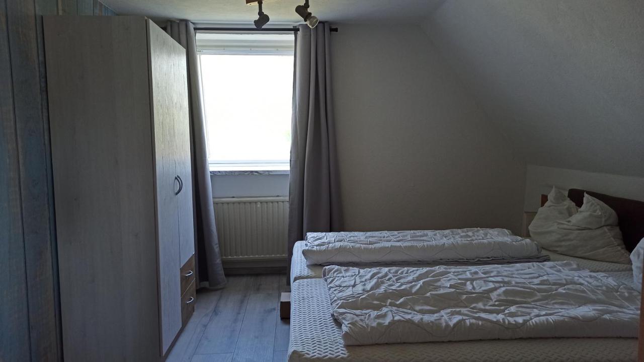 Große Strandkrabbe - Im Reetdachhaus Apartment Oldersbek
